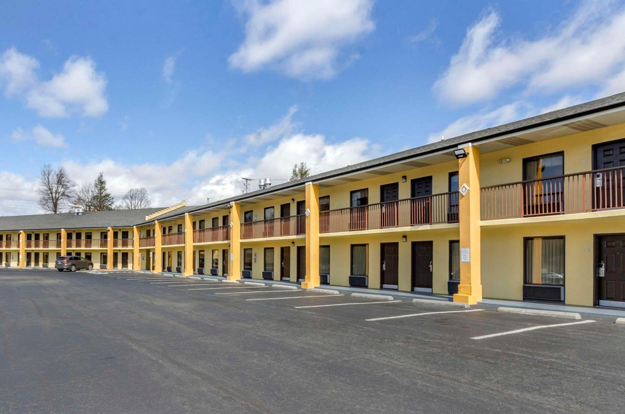 Quality Inn Гіллсвілль Екстер'єр фото