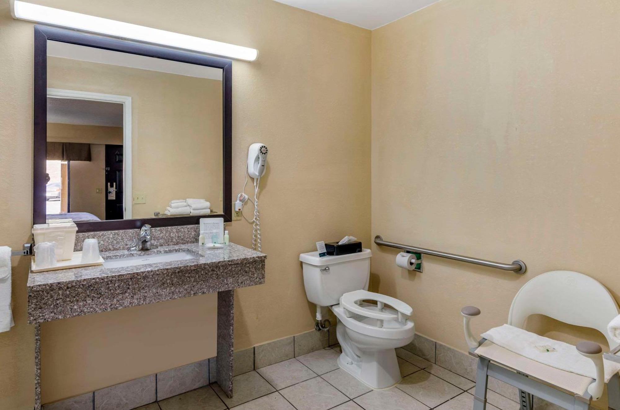Quality Inn Гіллсвілль Екстер'єр фото